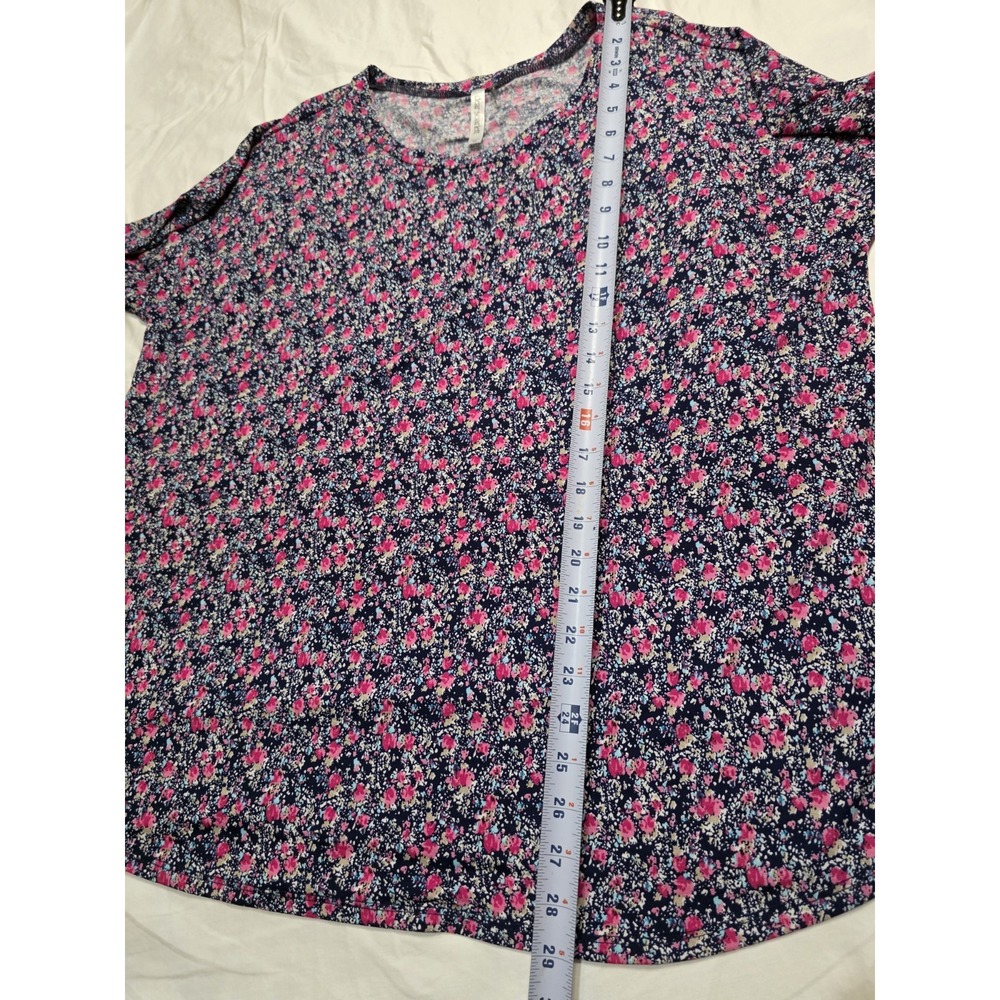 Dear Scarlett Floral Knit Top XL Navy Pink Ditsy 3/4 Sleeve Blouse NWOT - Picture 4 of 5